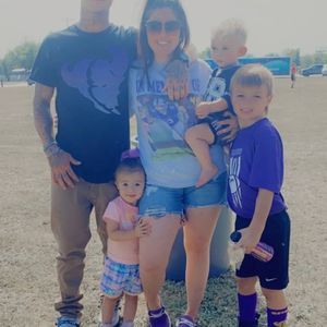 Meet your Posher, Devyn